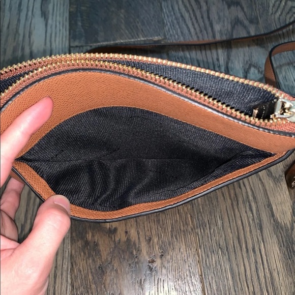 Coach crossbody - Picture 4 of 7